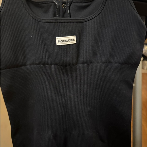 Women’s Thread Press Button Tummy Control Jumpsuit Medium. Only worn once. - Picture 4 of 12